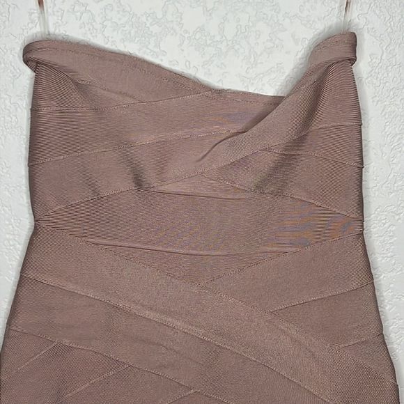 NWT House of CB Leyla Bandage Dress Nude/Pink Large. - Picture 4 of 14